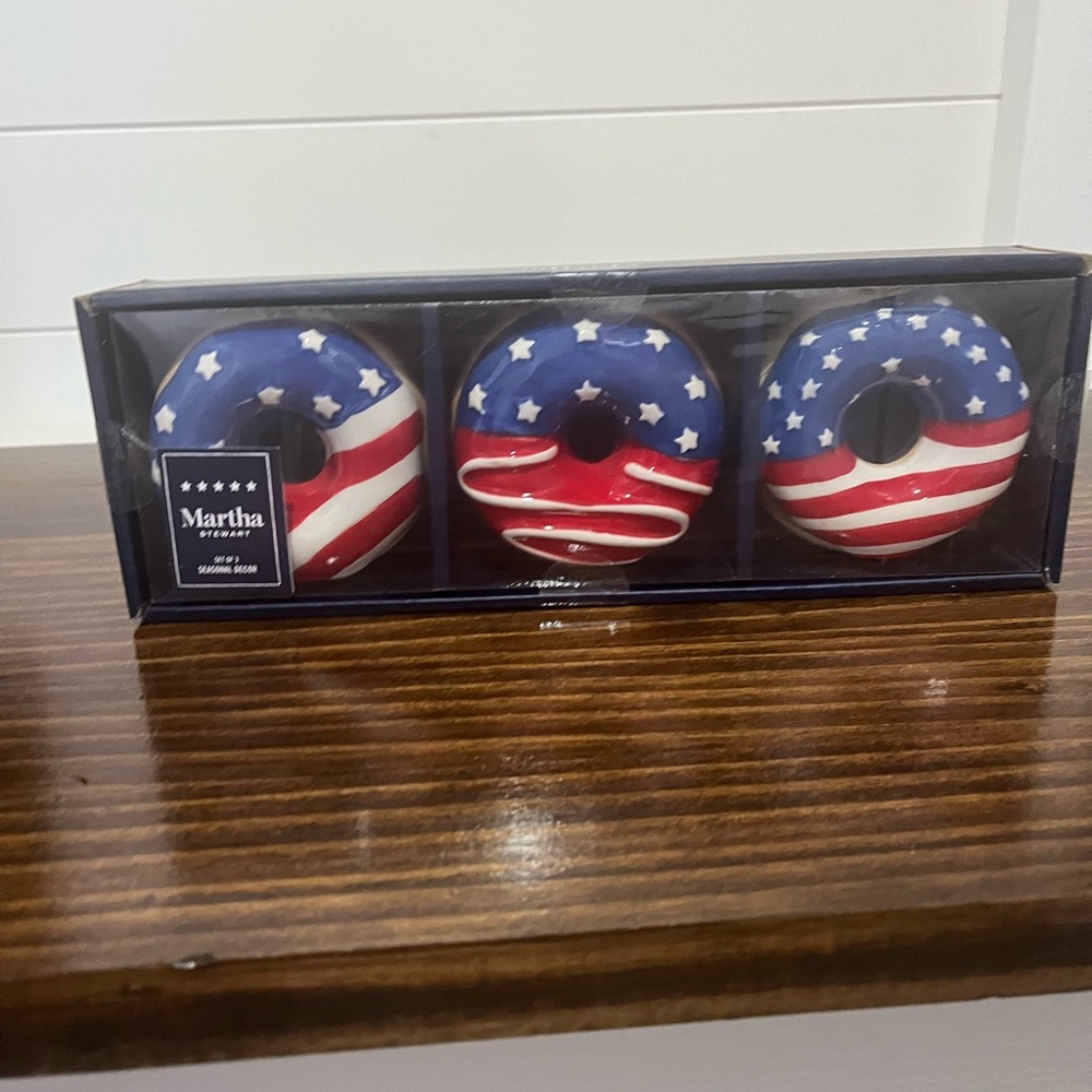 Patriotic Donuts